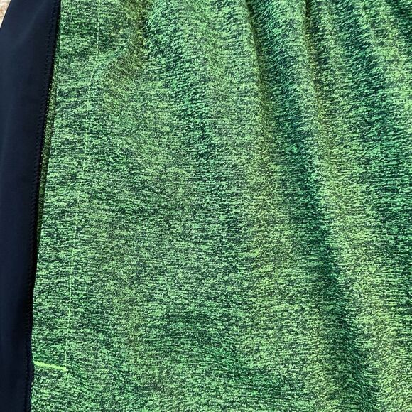 Under Armour ~ Mens Loose Fit Shorts ~ size Small - Picture 11 of 12